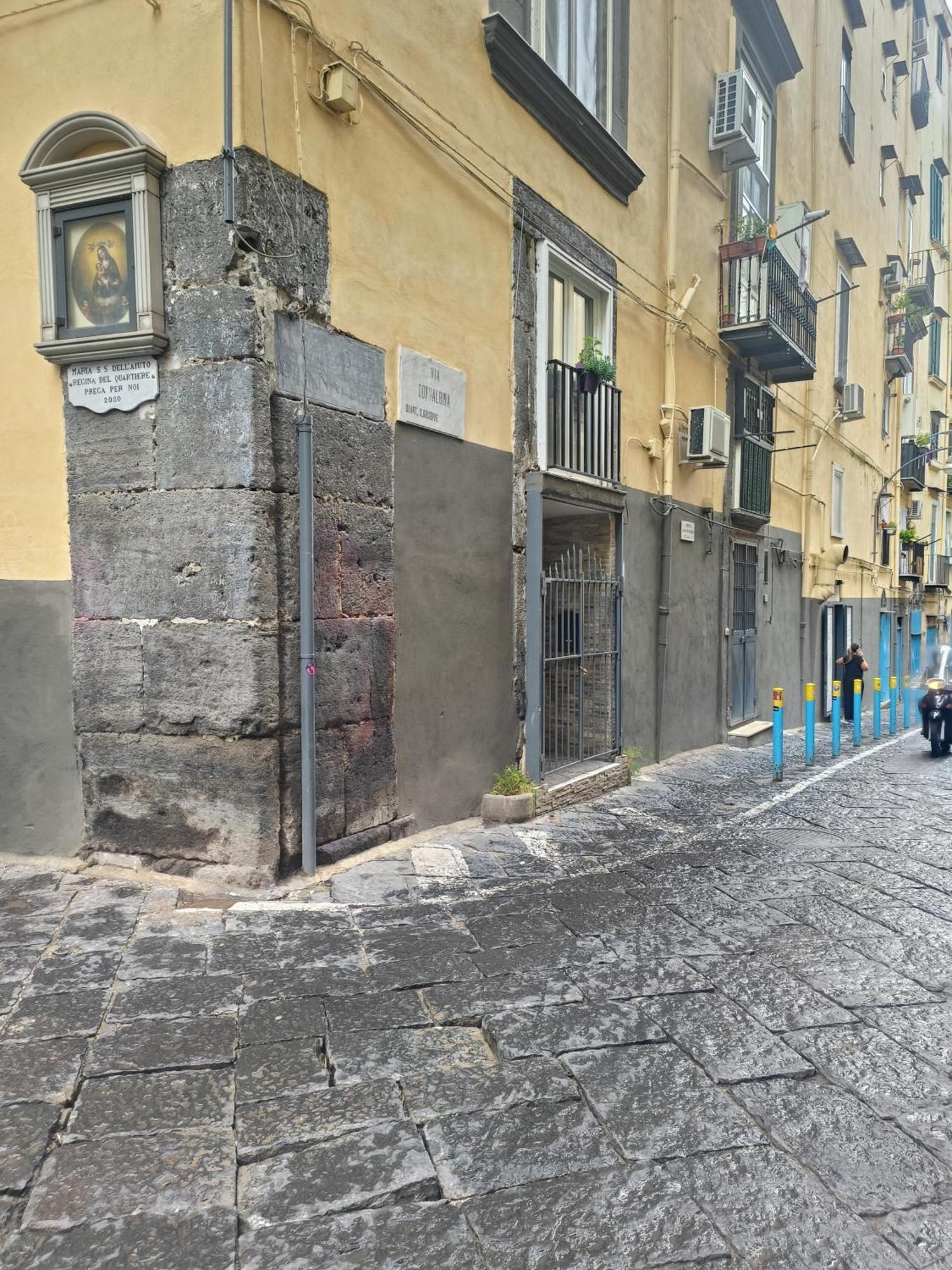 Storico House Apartment Napoli Bagian luar foto